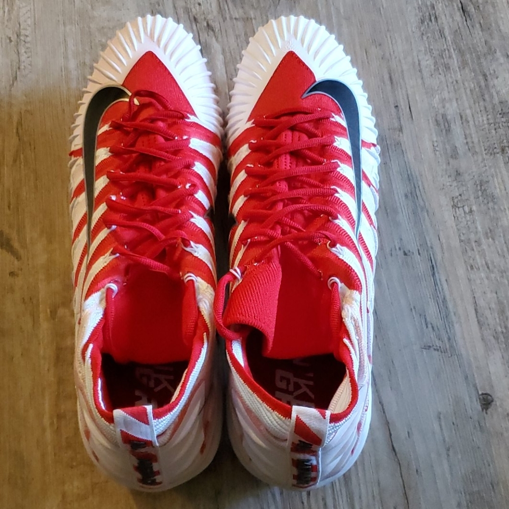 Men's Nike grip football cleats